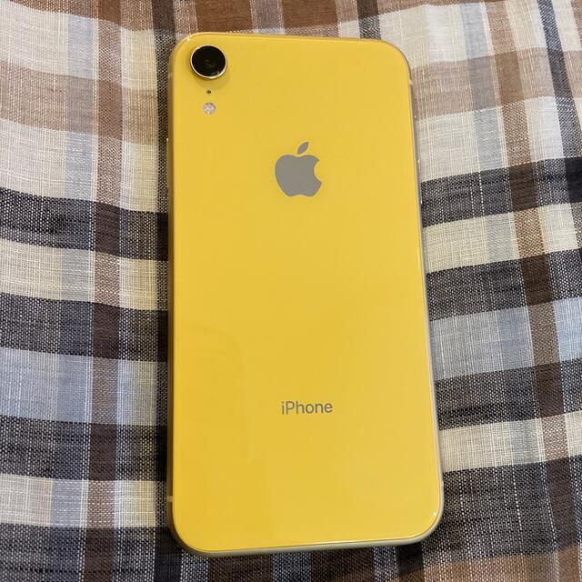 iPhone(アイフォーン)のApple iPhone XR 64GB イエロー　おまけカバー付 スマホ/家電/カメラのスマートフォン/携帯電話(スマートフォン本体)の商品写真