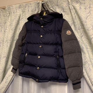 モンクレール(MONCLER)の正規品　モンクレール　ダウンジャケット　８y(ジャケット/上着)