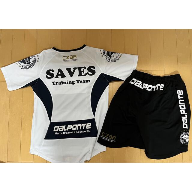 DalPonte(ダウポンチ)のDALPONTE ダウポンチ　フットサル　半袖シャツ&ハーフパンツ　Sサイズ スポーツ/アウトドアのサッカー/フットサル(ウェア)の商品写真