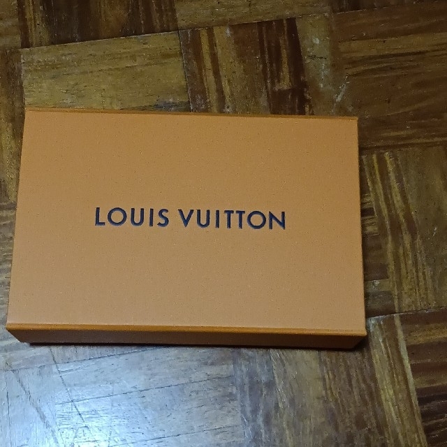 LOUIS VUITTON(ルイヴィトン)のヴィトン 空箱 レディースのバッグ(ショップ袋)の商品写真