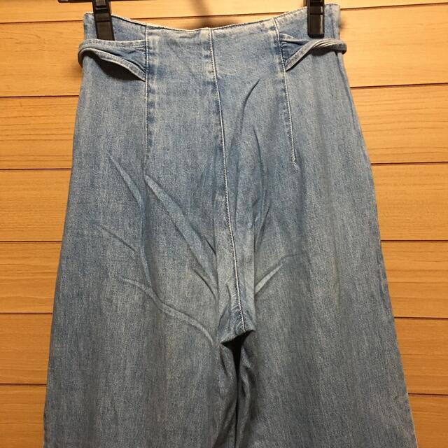 GUESS(ゲス)のGUESS JEANS  24サイズ レディースのパンツ(デニム/ジーンズ)の商品写真