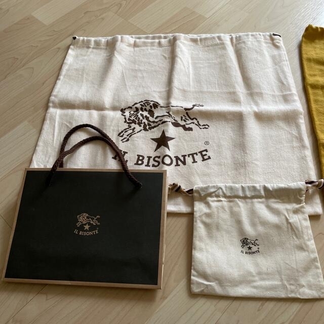 IL BISONTE(イルビゾンテ)のイルビゾンテ　ショップ袋 レディースのバッグ(ショップ袋)の商品写真