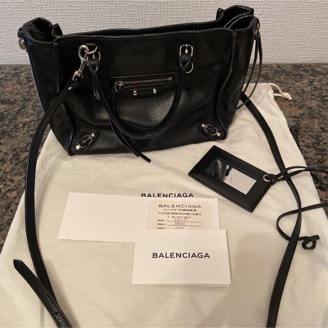 BALENCIAGA BAG(バレンシアガバッグ)の正規品バレンシアガ  BALENCIAG  ペーパーミニバック　黒 レディースのバッグ(ショルダーバッグ)の商品写真