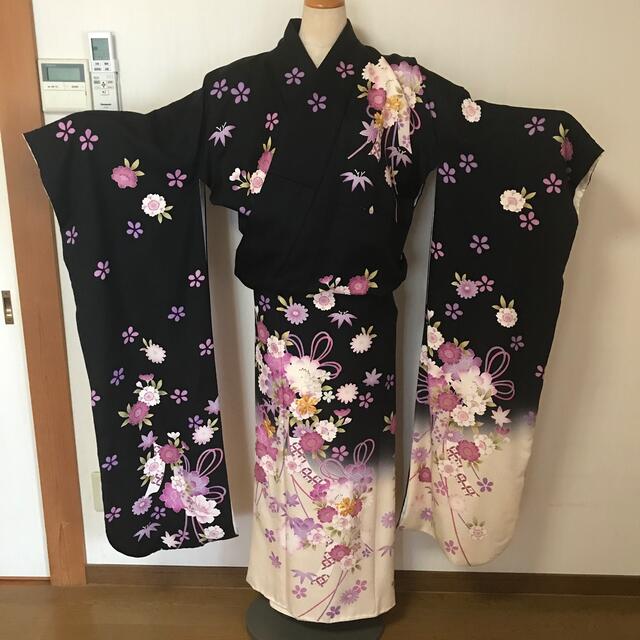 信頼】 [大特価！！！] 振袖 正絹振袖 黒・藤色桜・金刺繍 振袖 - klasi.is