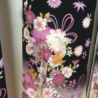 大特価！！！] 振袖 正絹振袖 黒・藤色桜・金刺繍 新規購入 41820円