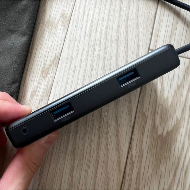 Anker 7-in-1 USB-C ハブ スマホ/家電/カメラのPC/タブレット(PC周辺機器)の商品写真