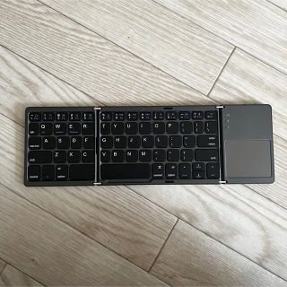 Bluetooth折りたたみキーボード(PC周辺機器)