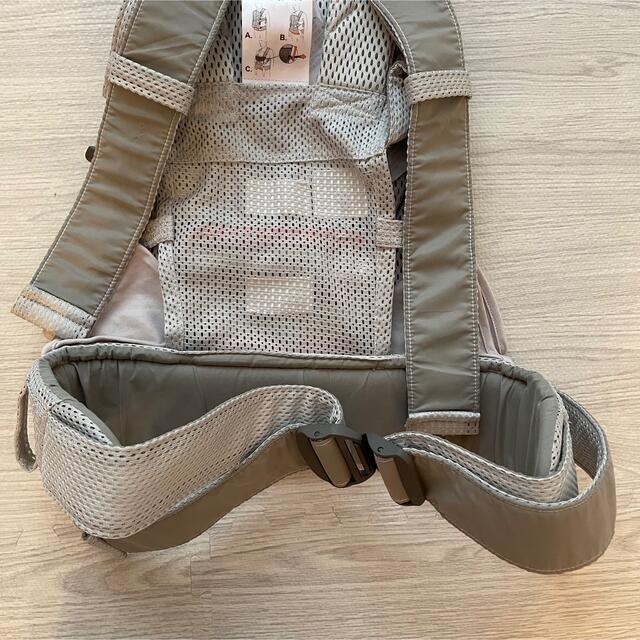 BABYBJORN(ベビービョルン)のベビービョルン ベビーキャリア ONE KAI Air シルバー キッズ/ベビー/マタニティの外出/移動用品(抱っこひも/おんぶひも)の商品写真