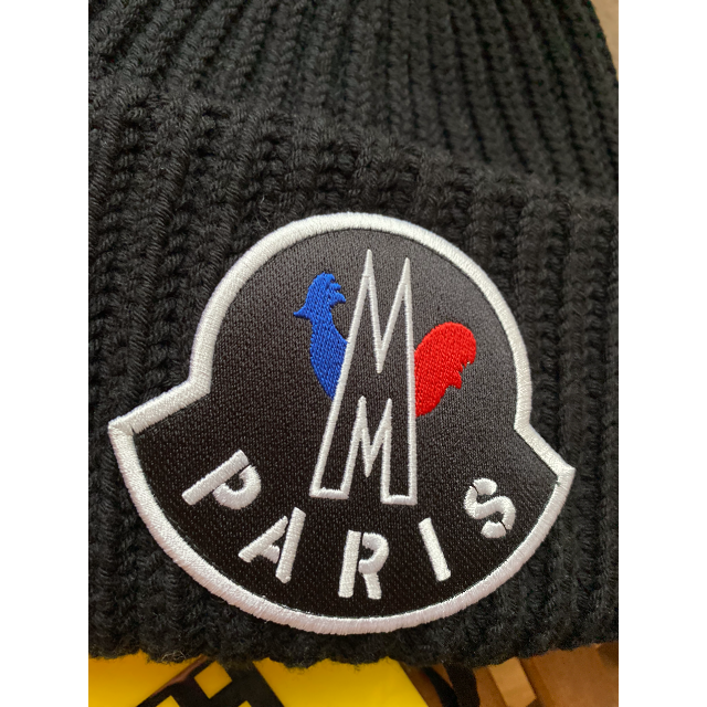 MONCLER(モンクレール)のMoncler ビーニー　フランスバージョン　　未使用 レディースの帽子(ニット帽/ビーニー)の商品写真