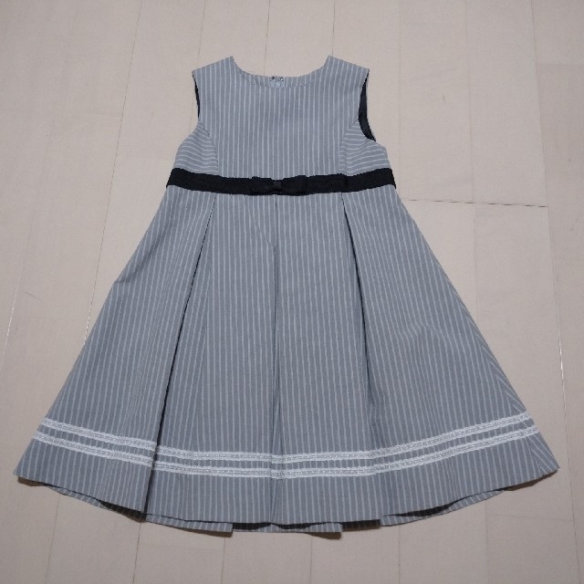 【美品】フォーマルワンピース 女の子 120 キッズ/ベビー/マタニティのキッズ服女の子用(90cm~)(ドレス/フォーマル)の商品写真