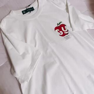 アンダーカバー(UNDERCOVER)のアンダーカバー　gu   ビッググラフィックtシャツ メンズ Mサイズ　ホワイト(Tシャツ/カットソー(半袖/袖なし))