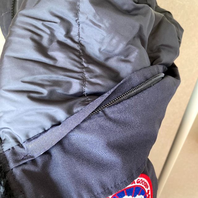 CANADA GOOSE(カナダグース)の【SALE】カナダグース ブロンテ XS ☆ネイビー☆CANADA GOOSE レディースのジャケット/アウター(ダウンジャケット)の商品写真