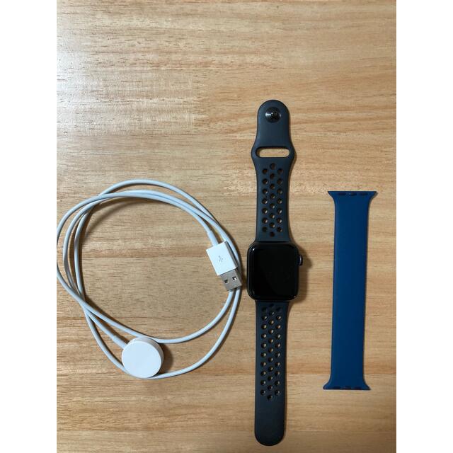 Apple Watch SE 40mm スペースグレイ