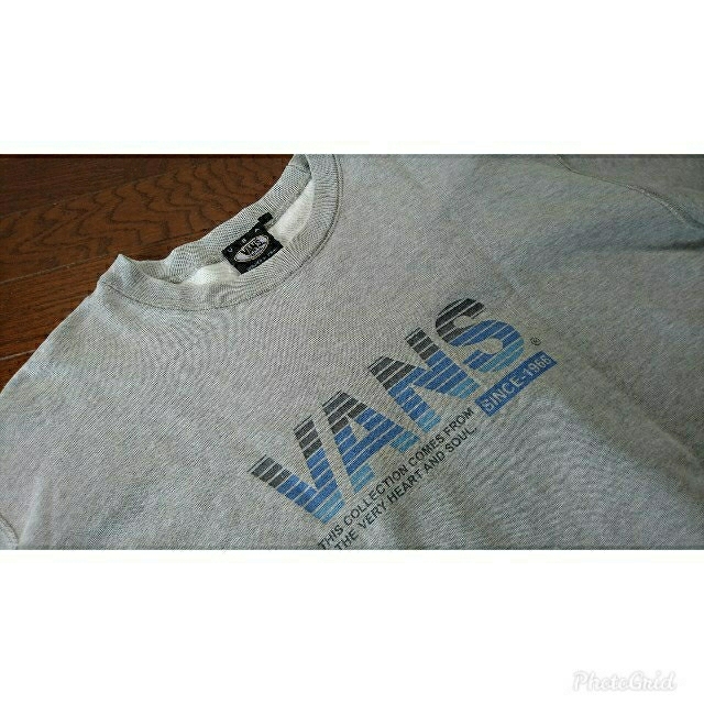 VANS(ヴァンズ)のU.S.モデル　VANS　ラメロゴ入りスウェット　霜降りグレー メンズのトップス(スウェット)の商品写真