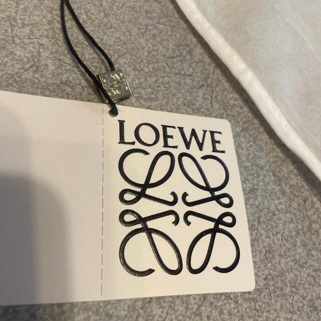 LOEWE(ロエベ)のLoewe 巾着　袋　未使用品 タグ付き　匿名配送 レディースのバッグ(ショップ袋)の商品写真