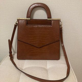 チャールズアンドキース(Charles and Keith)のクロコ柄ハンドバッグ(ハンドバッグ)