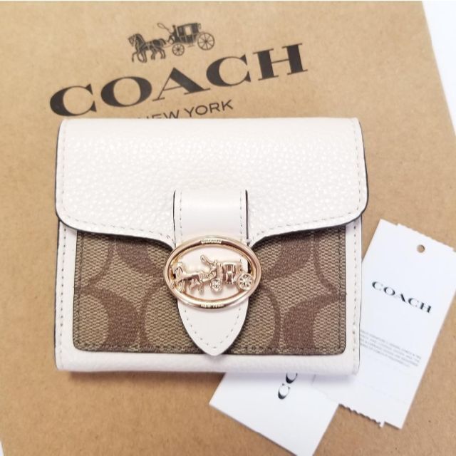 COACH コーチ　スナップ折財布　エンボスブラック　新品　アウトレット