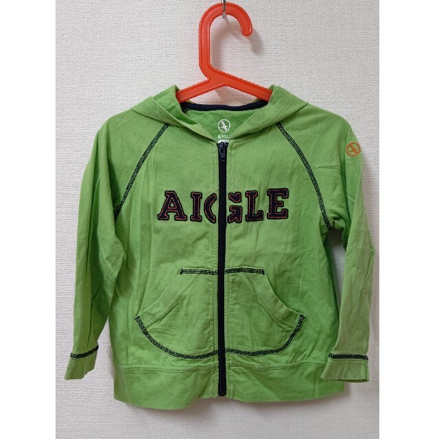 AIGLE(エーグル)のキッズ　AIGLE 薄手パーカー　100 キッズ/ベビー/マタニティのキッズ服男の子用(90cm~)(ジャケット/上着)の商品写真