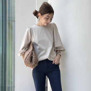 アパルトモンドゥーズィエムクラス(L'Appartement DEUXIEME CLASSE)のL'Appartement Gather Long sleeve Teeベージュ(カットソー(長袖/七分))