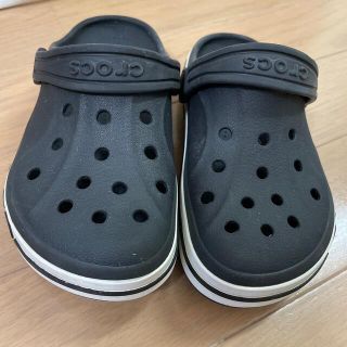 クロックス(crocs)のクロックス　C 11 黒　18cm(サンダル)