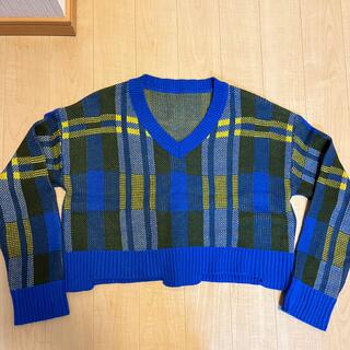 青いチェックのショート丈セーター(ニット/セーター)