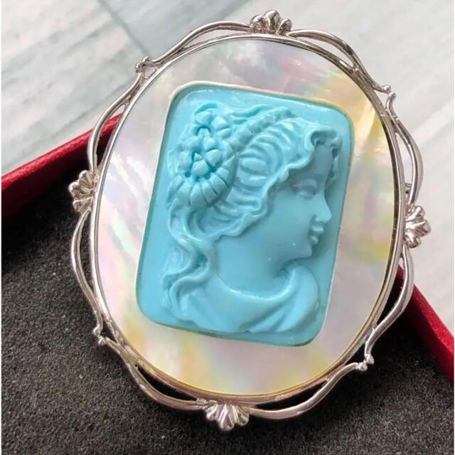 カメオ CAMEO ブローチ ヴィンテージ 美品 です（ケース付き