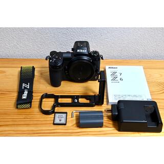 ニコン Nikonミラーレス一眼 Z6 ボディ 美品(ミラーレス一眼)