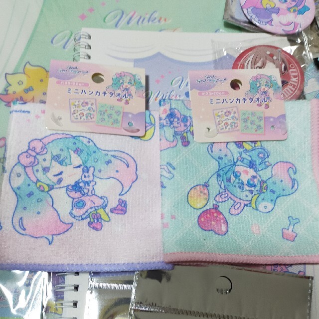 初音ミク  ボカロキャラ  100円ショップコラボ第2弾☆17点セット エンタメ/ホビーのおもちゃ/ぬいぐるみ(キャラクターグッズ)の商品写真