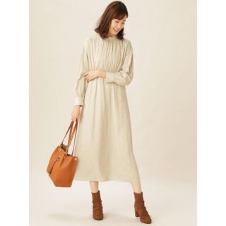 ナチュラルビューティーベーシック(NATURAL BEAUTY BASIC)のナチュラルビューティーベーシック ハイネックフラワージャガードワンピース　茶色(ロングワンピース/マキシワンピース)