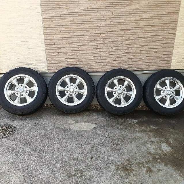 スタッドレス　ホイール付き　215/65/R16