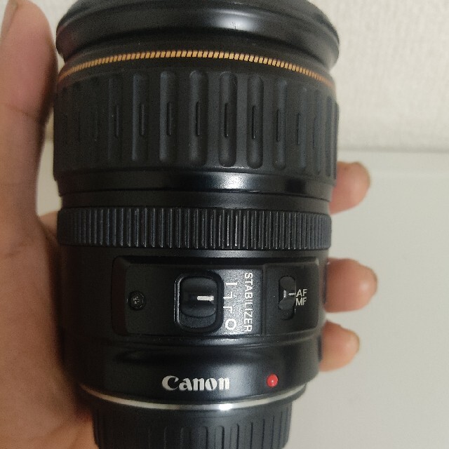 Canon(キヤノン)のCanon ZOOM EF 28-135mm f3.5-5.6 IS スマホ/家電/カメラのカメラ(レンズ(ズーム))の商品写真