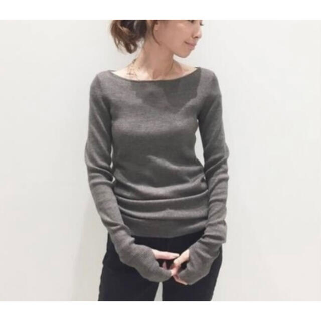 L'Appartement DEUXIEME CLASSE(アパルトモンドゥーズィエムクラス)の未使用 L'Appartement Rib B/N Knit 指抜きニット レディースのトップス(ニット/セーター)の商品写真