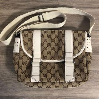 グッチ 斜めがけバッグの通販 100点以上 | Gucciを買うならラクマ
