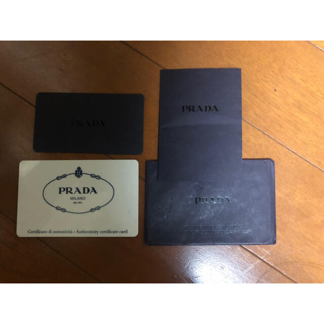 PRADA(プラダ)のプラダ　ボンバー  2wayバッグ レディースのバッグ(ショルダーバッグ)の商品写真