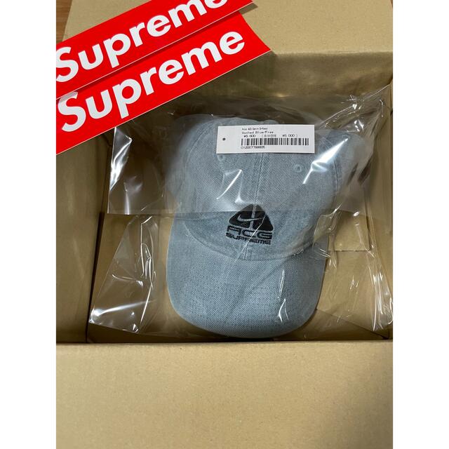 Supreme(シュプリーム)のSupreme®/Nike® ACG Denim 6-Panel メンズの帽子(キャップ)の商品写真