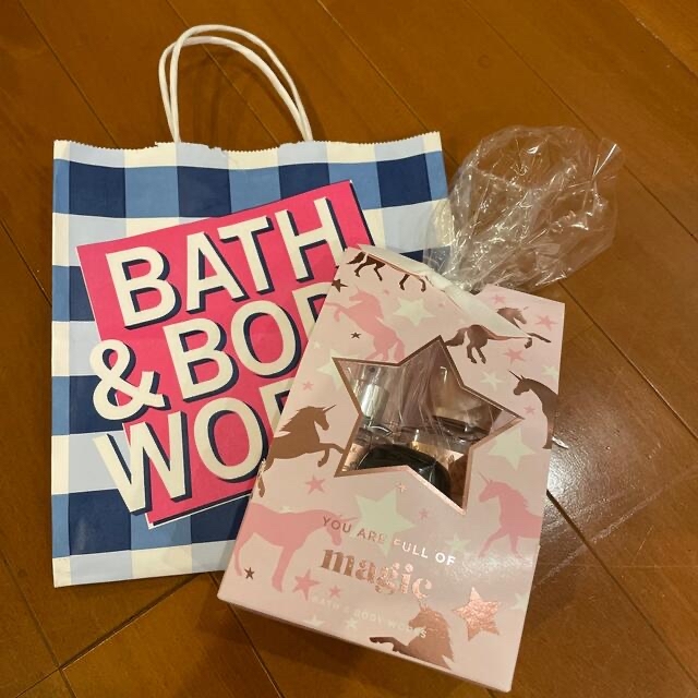 Bath & Body Works(バスアンドボディーワークス)のPure wonder ミニ ギフトセット コスメ/美容のボディケア(その他)の商品写真