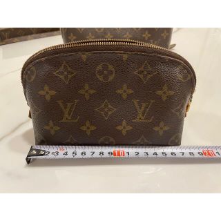 ルイヴィトン(LOUIS VUITTON)のルイ・ヴィトン メイクポーチ(ポーチ)