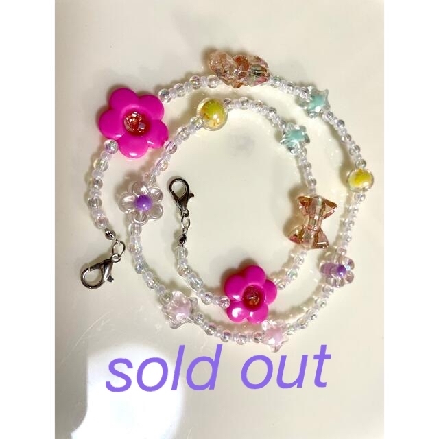 soldout????子供用。マスクチェーン????マスクストラップ????可愛いビーズ