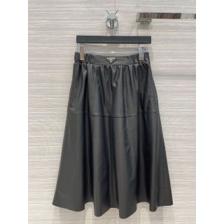 プラダ スカートの通販 700点以上 | PRADAのレディースを買うならラクマ プラダ スカートの通販 700点以上 | PRADAのレディースを買うならラクマ