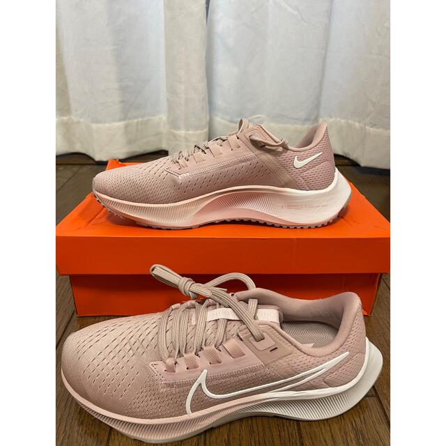 NIKE(ナイキ)の★在庫一掃セール★ Nike Air Zoom Pegasus38 レディースの靴/シューズ(スニーカー)の商品写真