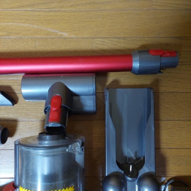 Dyson(ダイソン)のダイソン　dyson 　SV12 FF　掃除機 コードレス掃除機 スマホ/家電/カメラの生活家電(掃除機)の商品写真