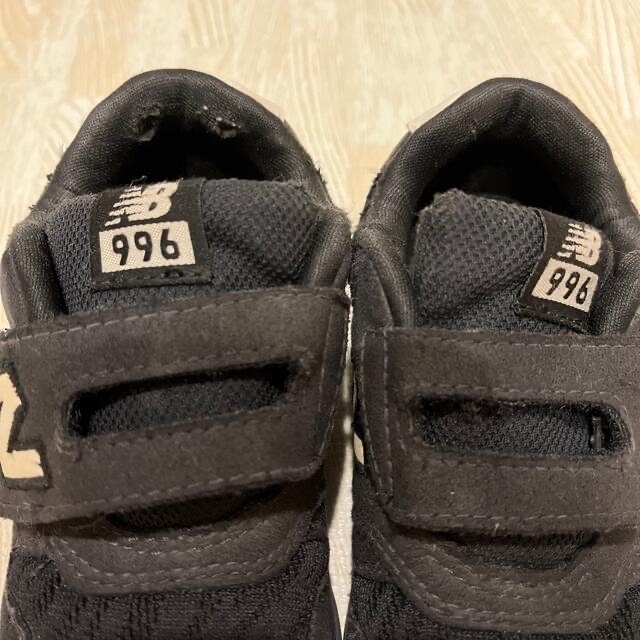New Balance(ニューバランス)のニューバランス  996  16センチ　オールブラック キッズ/ベビー/マタニティのキッズ靴/シューズ(15cm~)(スニーカー)の商品写真