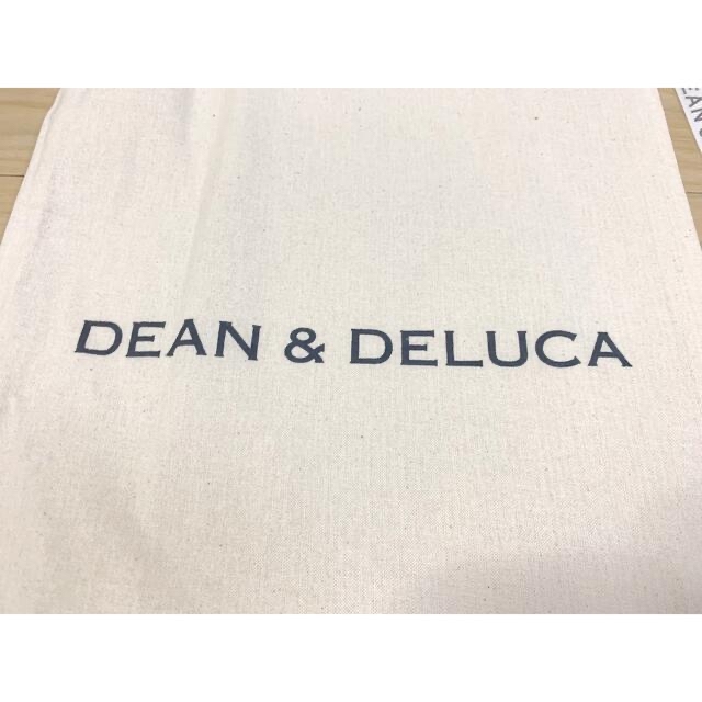 DEAN & DELUCA(ディーンアンドデルーカ)の9/25〆●ディーンアンドデルーカ布ギフトコットンバッグ4リボン白ラッピング包装 インテリア/住まい/日用品のキッチン/食器(収納/キッチン雑貨)の商品写真