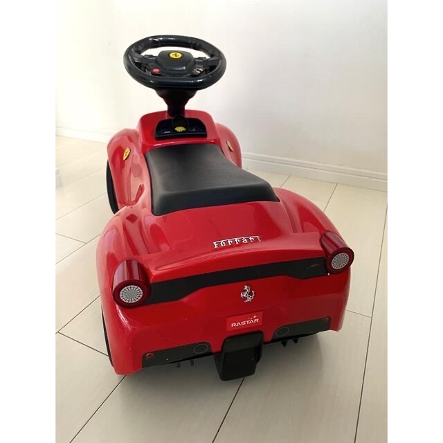 Ferrari(フェラーリ)のフェラーリ　乗用玩具 キッズ/ベビー/マタニティのおもちゃ(電車のおもちゃ/車)の商品写真