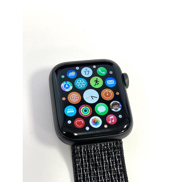 Apple(アップル)のApple Watch series 5 GPSモデル 40mm Nike  メンズの時計(腕時計(デジタル))の商品写真