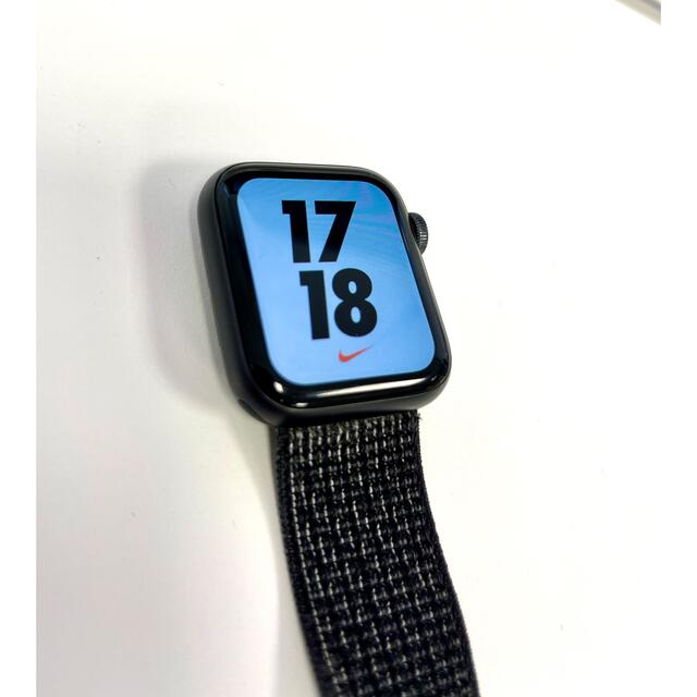 Apple(アップル)のApple Watch series 5 GPSモデル 40mm Nike  メンズの時計(腕時計(デジタル))の商品写真