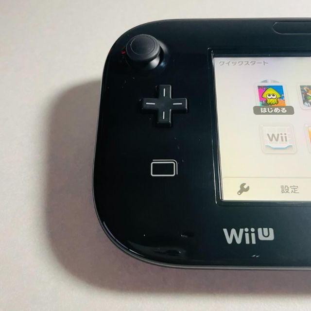 Wii U(ウィーユー)の動作確認済み 任天堂 Wii U Game Pad Kuro 本体のみ J010 エンタメ/ホビーのゲームソフト/ゲーム機本体(その他)の商品写真