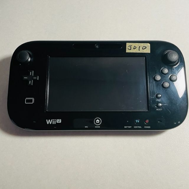 Wii U(ウィーユー)の動作確認済み 任天堂 Wii U Game Pad Kuro 本体のみ J010 エンタメ/ホビーのゲームソフト/ゲーム機本体(その他)の商品写真