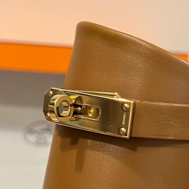 Hermes(エルメス)のHERMESエルメス ジャンピングブーツ  レアカラー美品！36ハーフ レディースの靴/シューズ(ブーツ)の商品写真