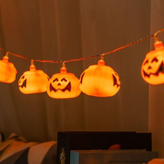 おばけ　かぼちゃ　ライト　ハロウィン　バーランド　インスタ　おしゃれ　電池式 インテリア/住まい/日用品のライト/照明/LED(蛍光灯/電球)の商品写真